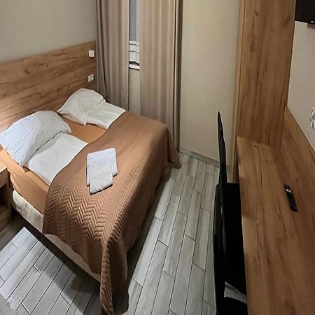 Good Night Noclegi & Strefa Z Sauna I Jacuzzi Ogolnodostepna Lub Na Wylacznosc Czechowice-Dziedzice Extérieur photo