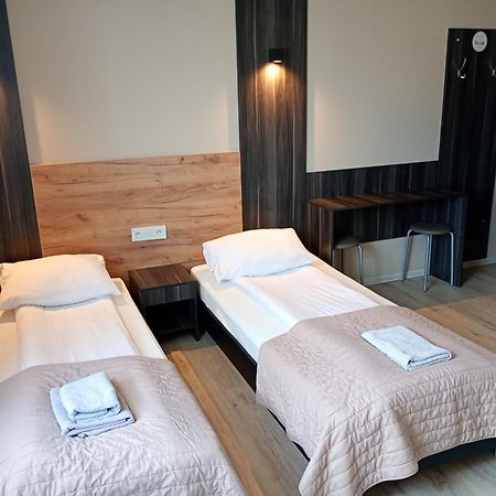 Good Night Noclegi & Strefa Z Sauna I Jacuzzi Ogolnodostepna Lub Na Wylacznosc Czechowice-Dziedzice Extérieur photo
