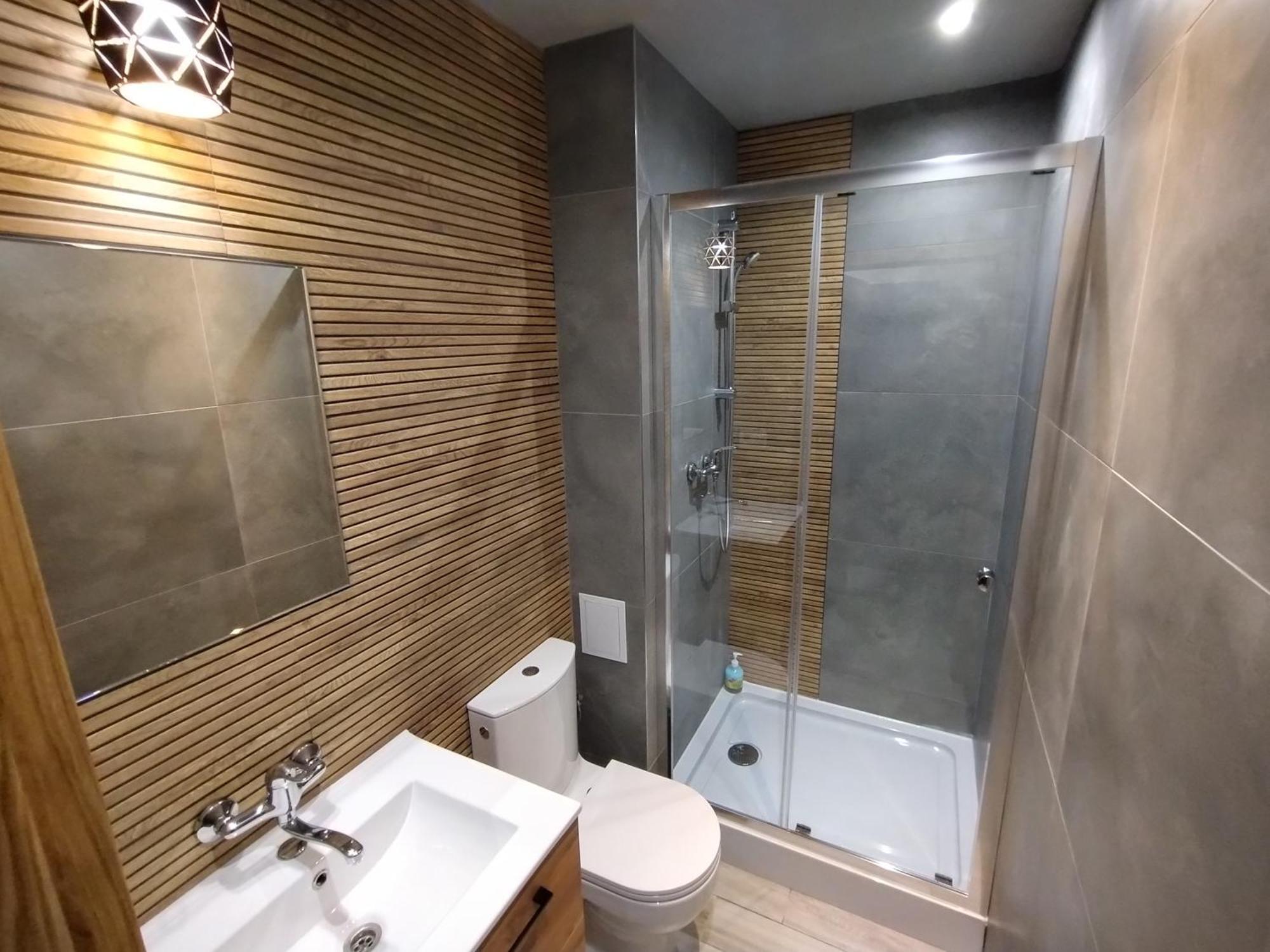 Good Night Noclegi & Strefa Z Sauna I Jacuzzi Ogolnodostepna Lub Na Wylacznosc Czechowice-Dziedzice Extérieur photo