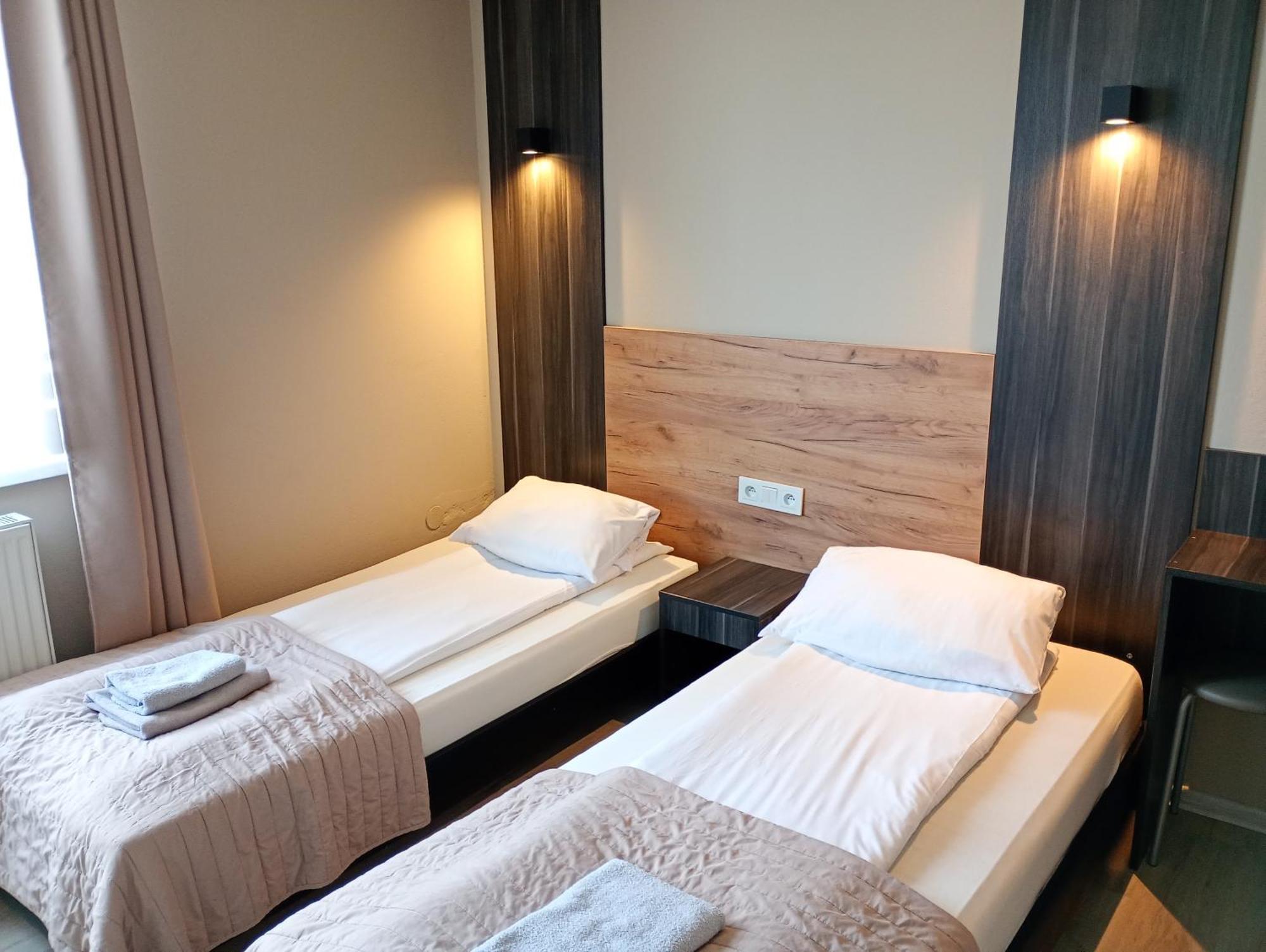 Good Night Noclegi & Strefa Z Sauna I Jacuzzi Ogolnodostepna Lub Na Wylacznosc Czechowice-Dziedzice Extérieur photo